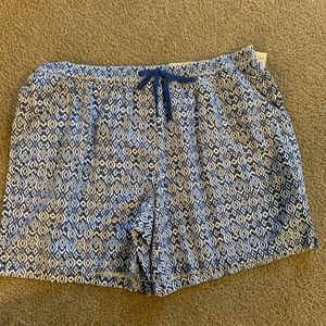 ONE LEFT • Croft & Barrow shorts